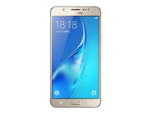  Galaxy J7 image